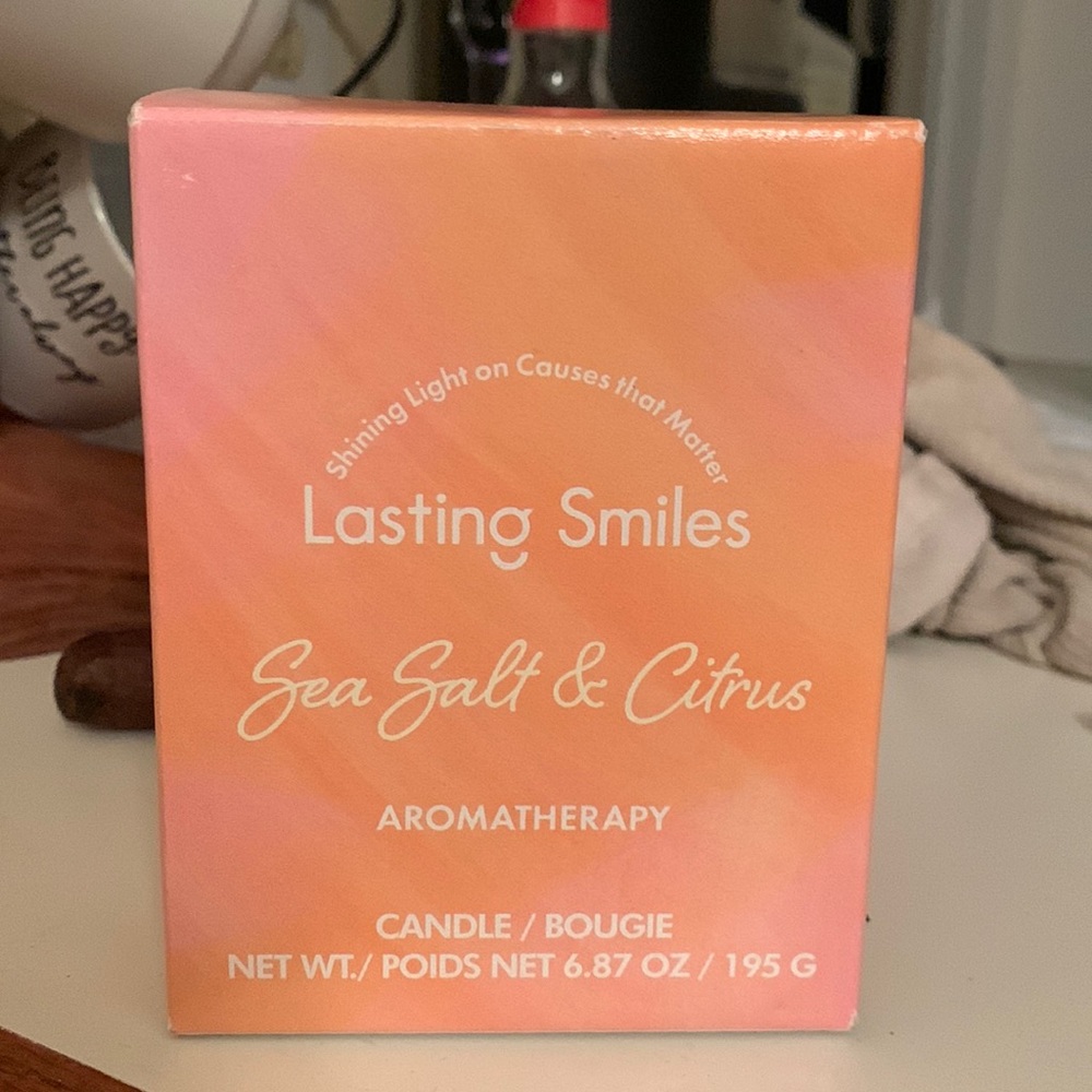 Lasting Smiles Sea salt citrus candle